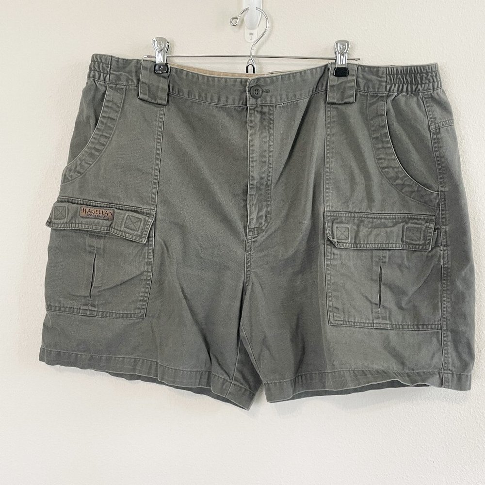 Magellan Sportswear‎ Cargo Shorts Mens Size 44 Olive Green Outdoor Pockets